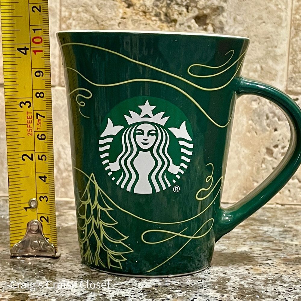 Starbucks 2020 Limited Edition Holiday Mug. - Picture 6 of 8